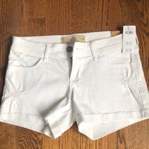 NEVER WORN. Tags on! White Midi Shorts